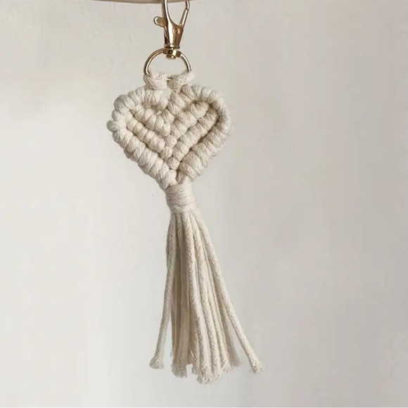 EuroKatGifts Accessories - ANTHROPOLOGIE Macrame Heart Bag Charm Keychain Bohemian Purse Jewelry NEW NWT